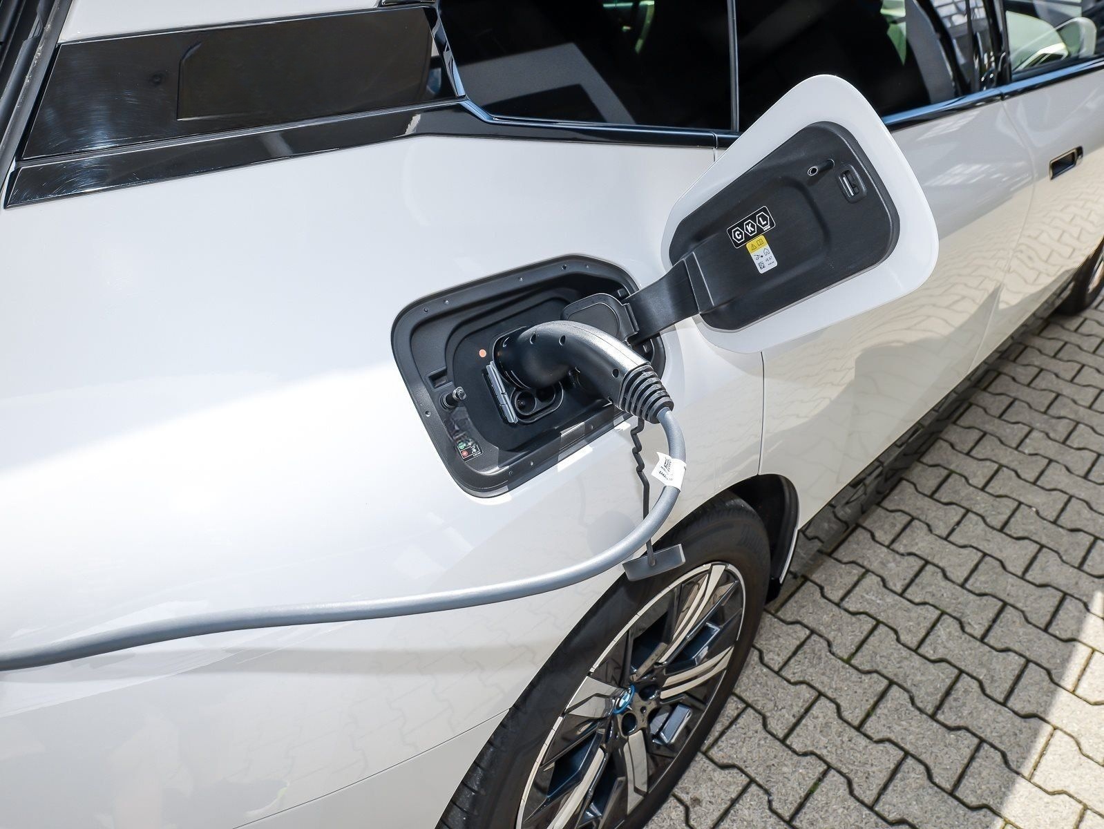 BMW iX xDrive40 M Sport HUD ACC AHK 360°KAM RFK LED foto 21