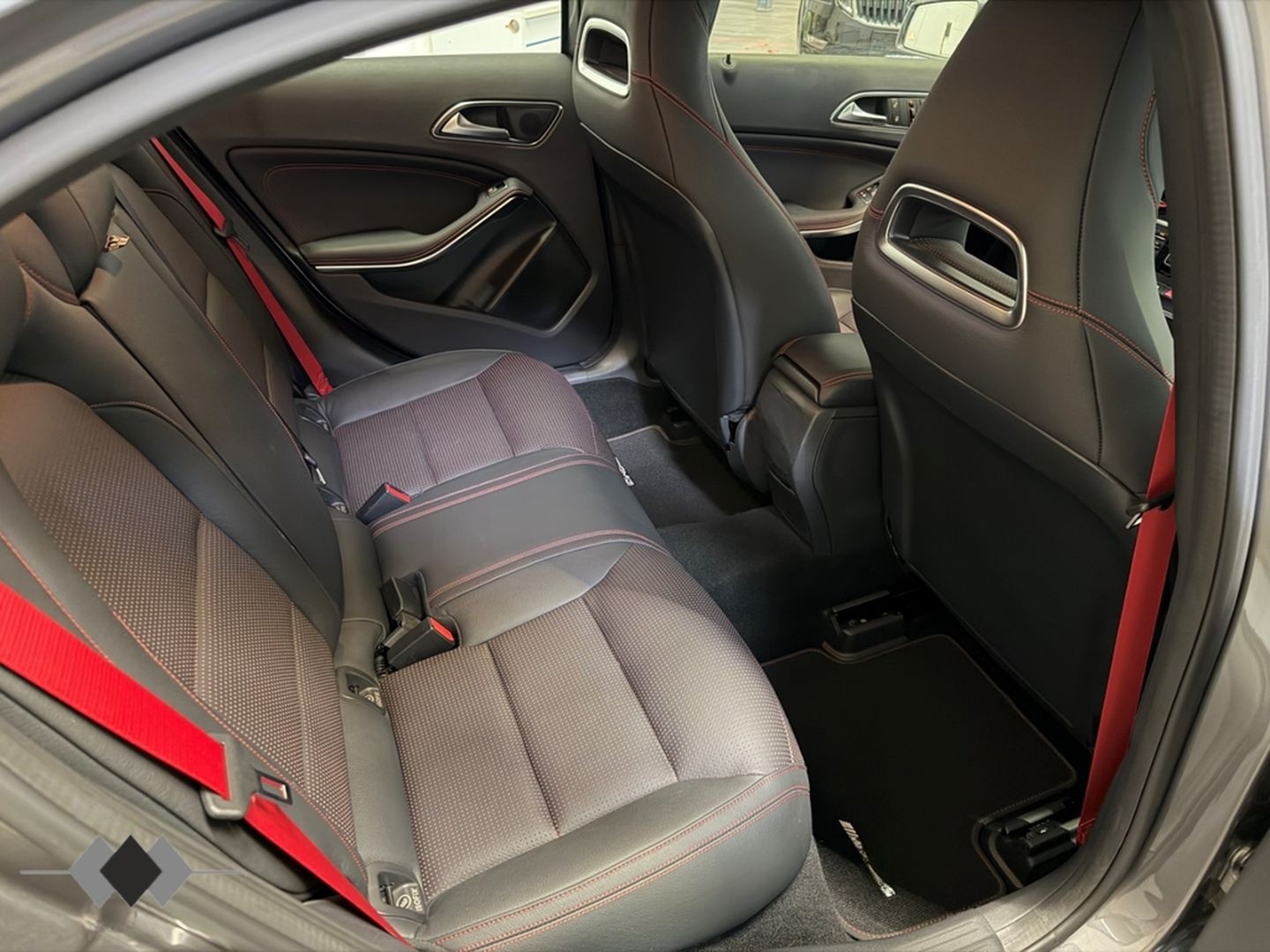 Mercedes-Benz A 45 AMG 4Matic Navi/Leder/HarmanKardon/BiXenon/ foto 11