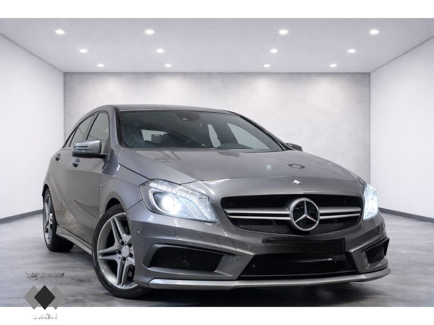 Mercedes-Benz A 45 AMG 4Matic Navi/Leder/HarmanKardon/BiXenon/ foto 3