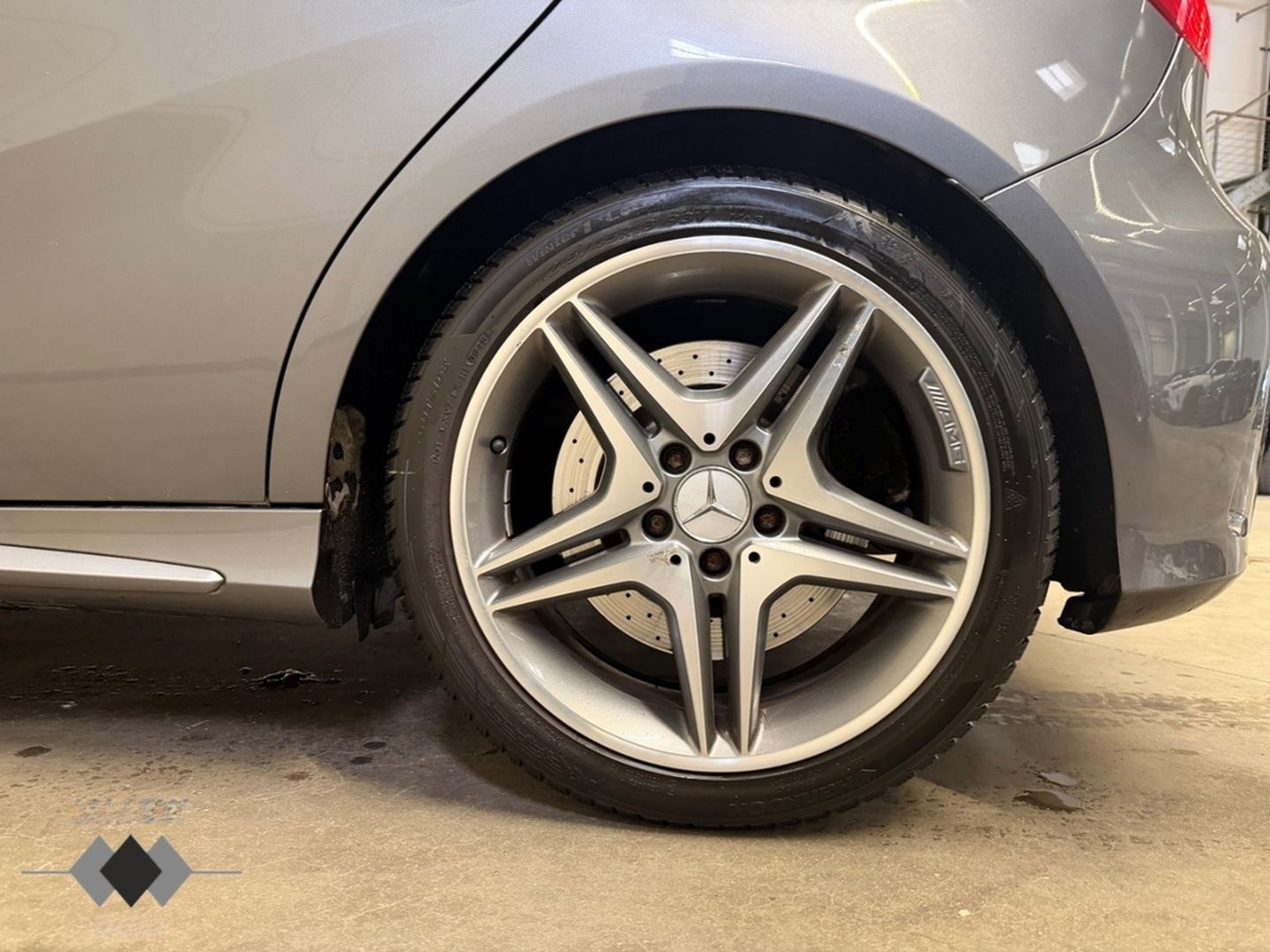 Mercedes-Benz A 45 AMG 4Matic Navi/Leder/HarmanKardon/BiXenon/ foto 26