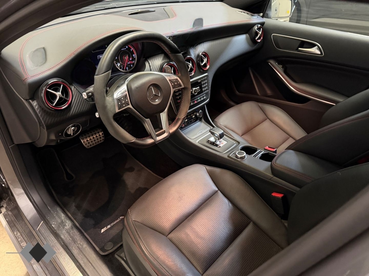 Mercedes-Benz A 45 AMG 4Matic Navi/Leder/HarmanKardon/BiXenon/ foto 9