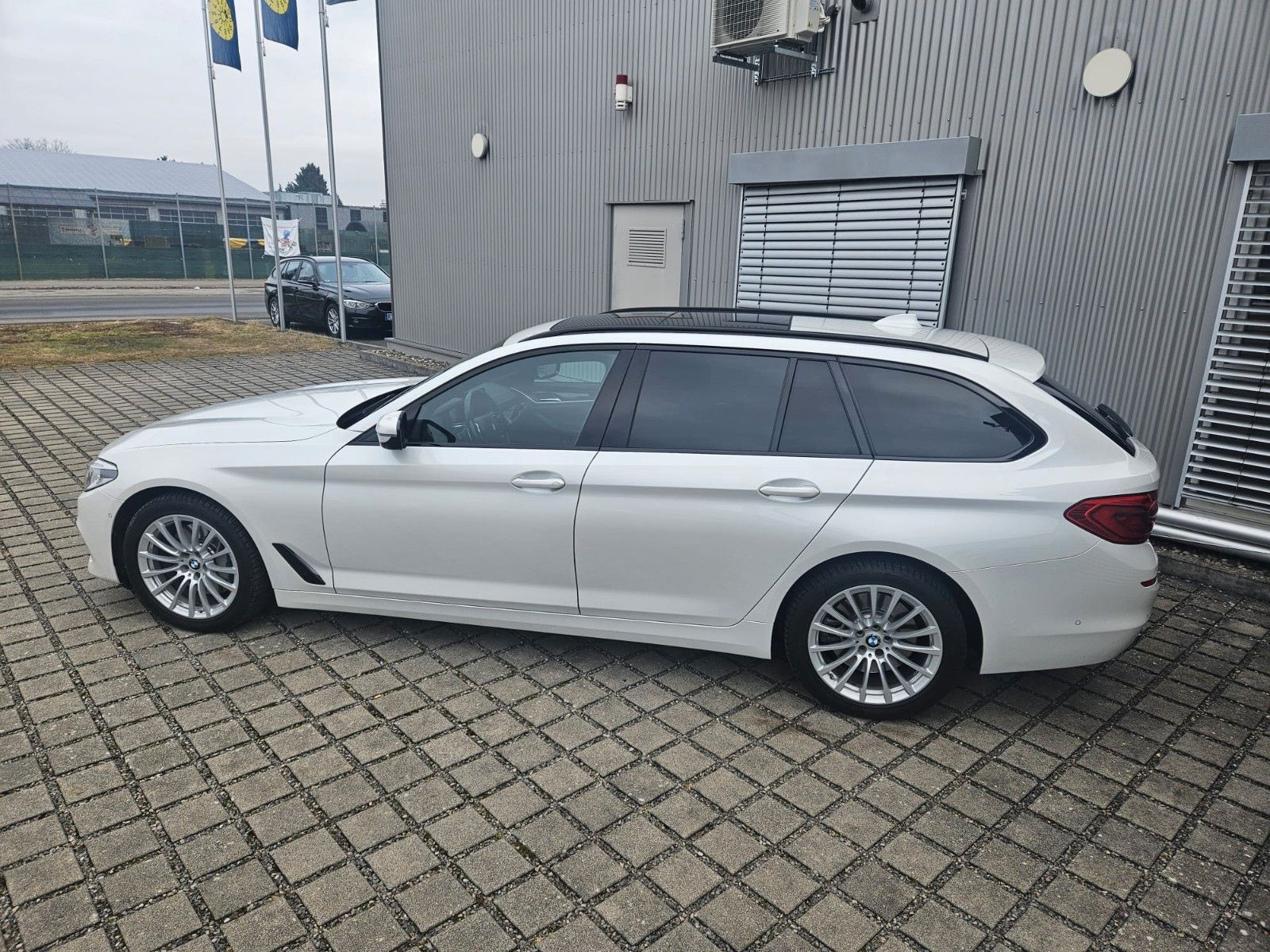 BMW 540 i xDrive Touring Sport Line Digi Cock LED foto 15