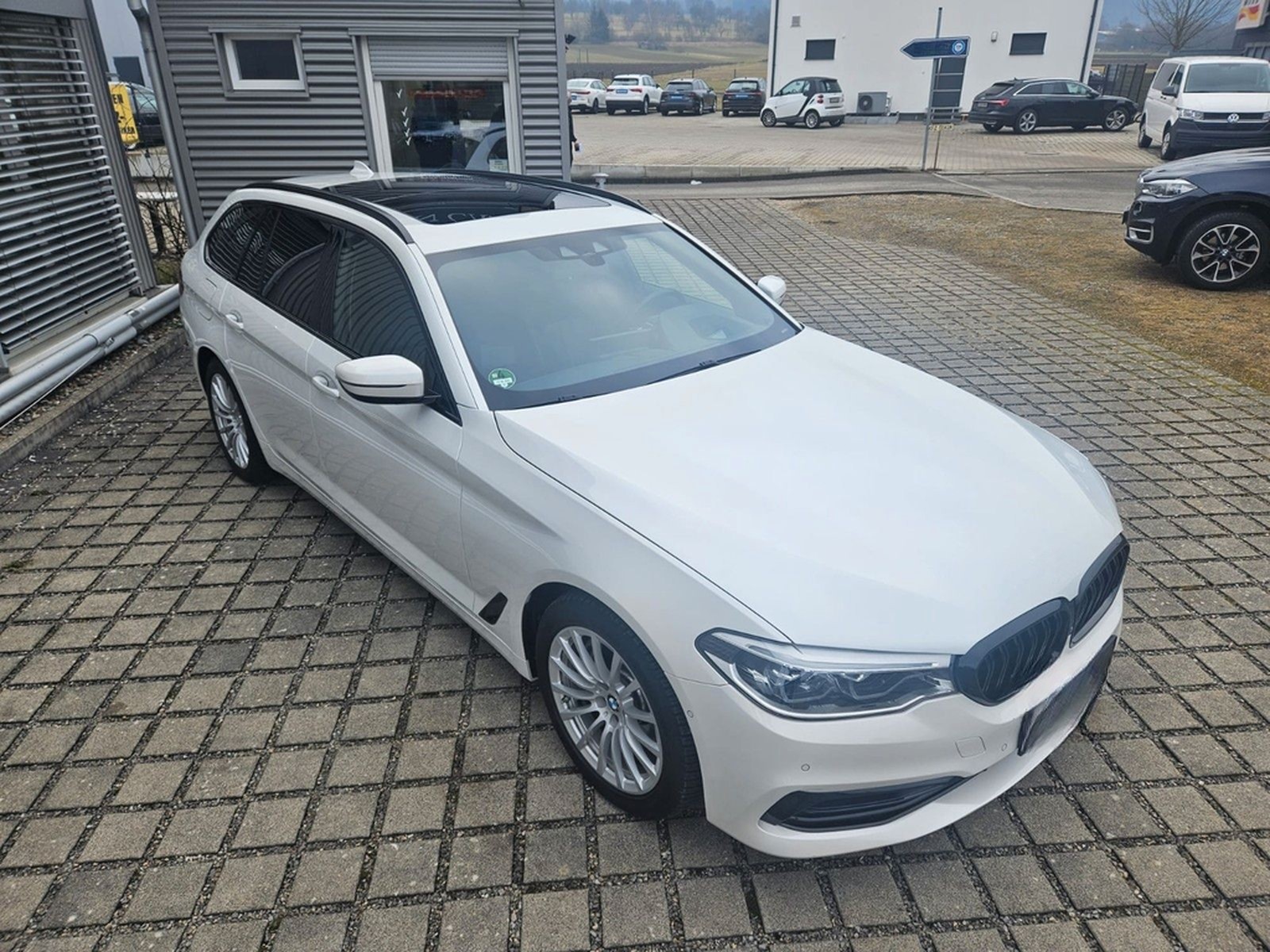 BMW 540 i xDrive Touring Sport Line Digi Cock LED foto 5