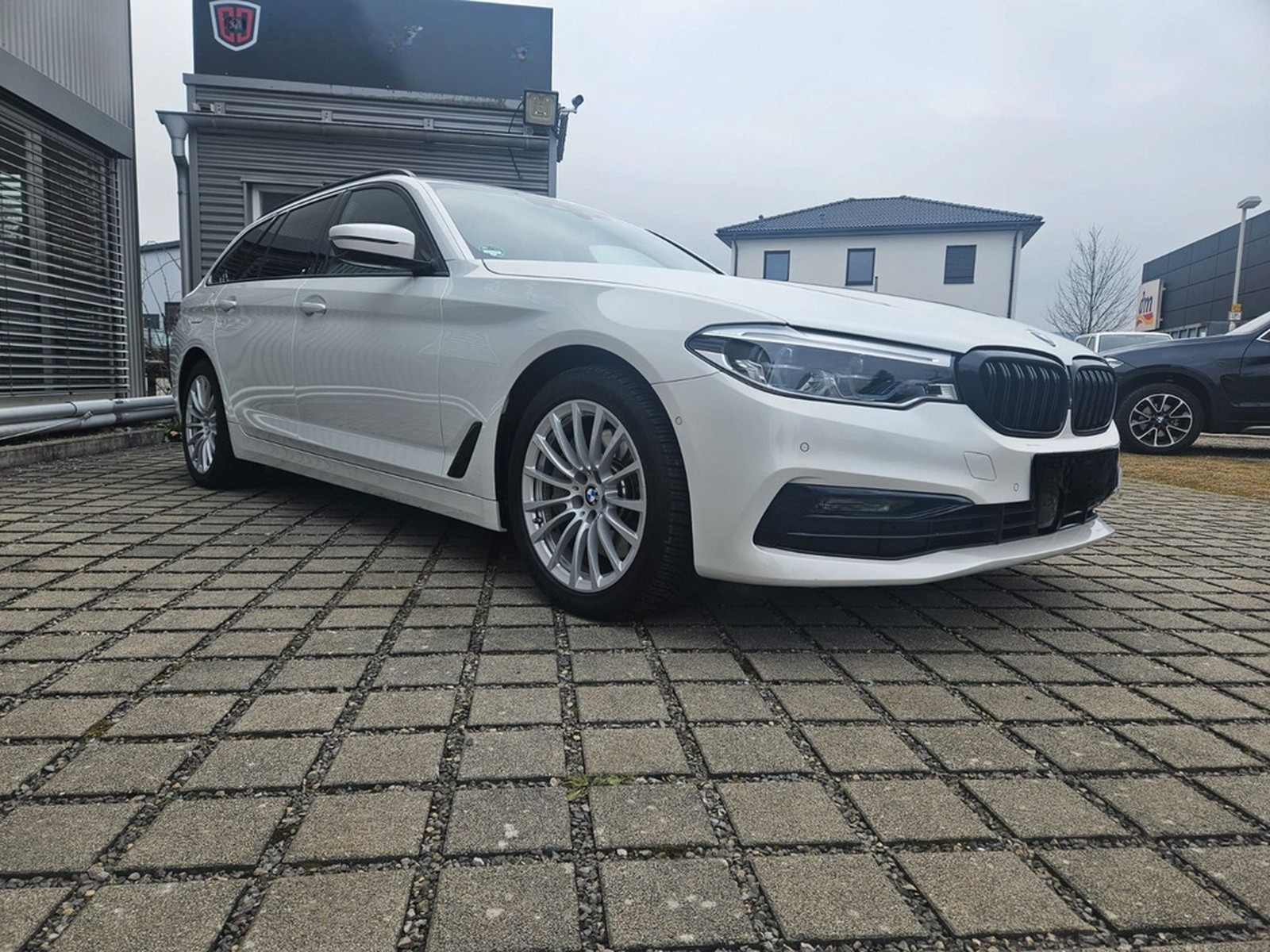 BMW 540 i xDrive Touring Sport Line Digi Cock LED foto 7