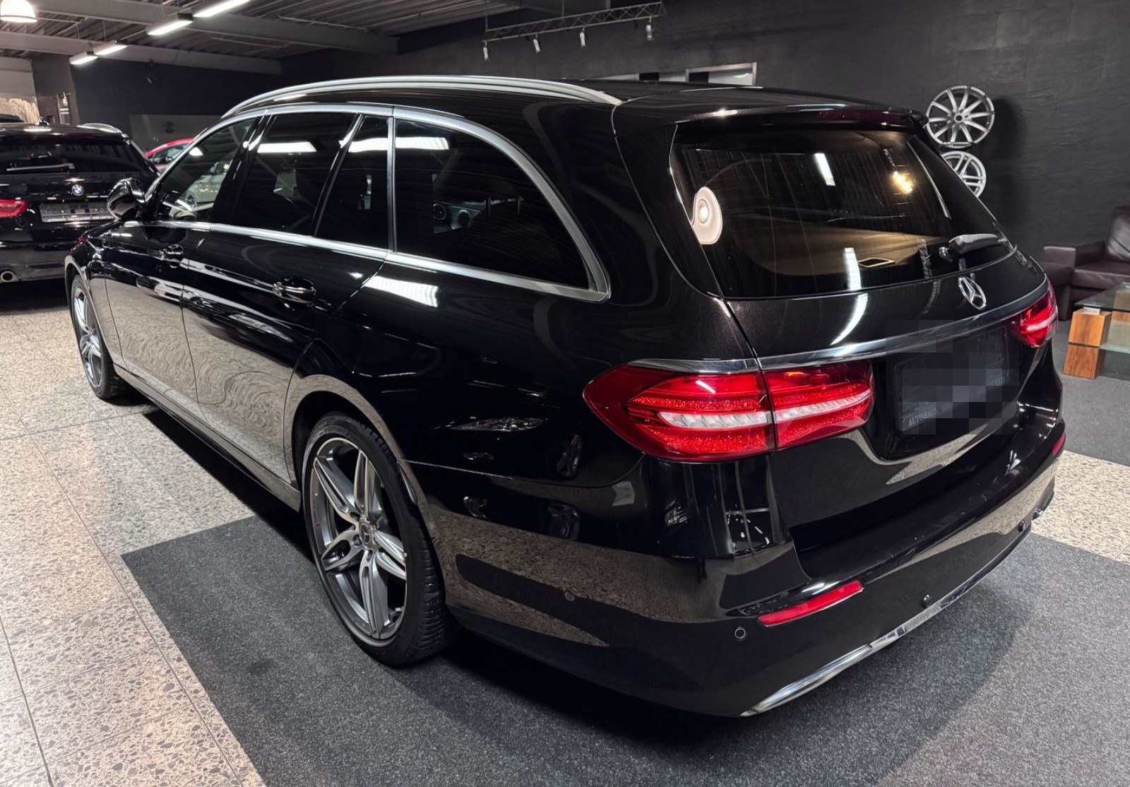 Mercedes-Benz E 400 d 4M*AMG-LINE*PANO*BEAM*360°*DISTR*WIDE foto 14