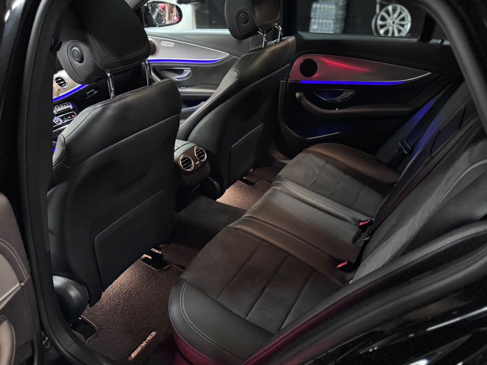 Mercedes-Benz E 400 d 4M*AMG-LINE*PANO*BEAM*360°*DISTR*WIDE foto 20