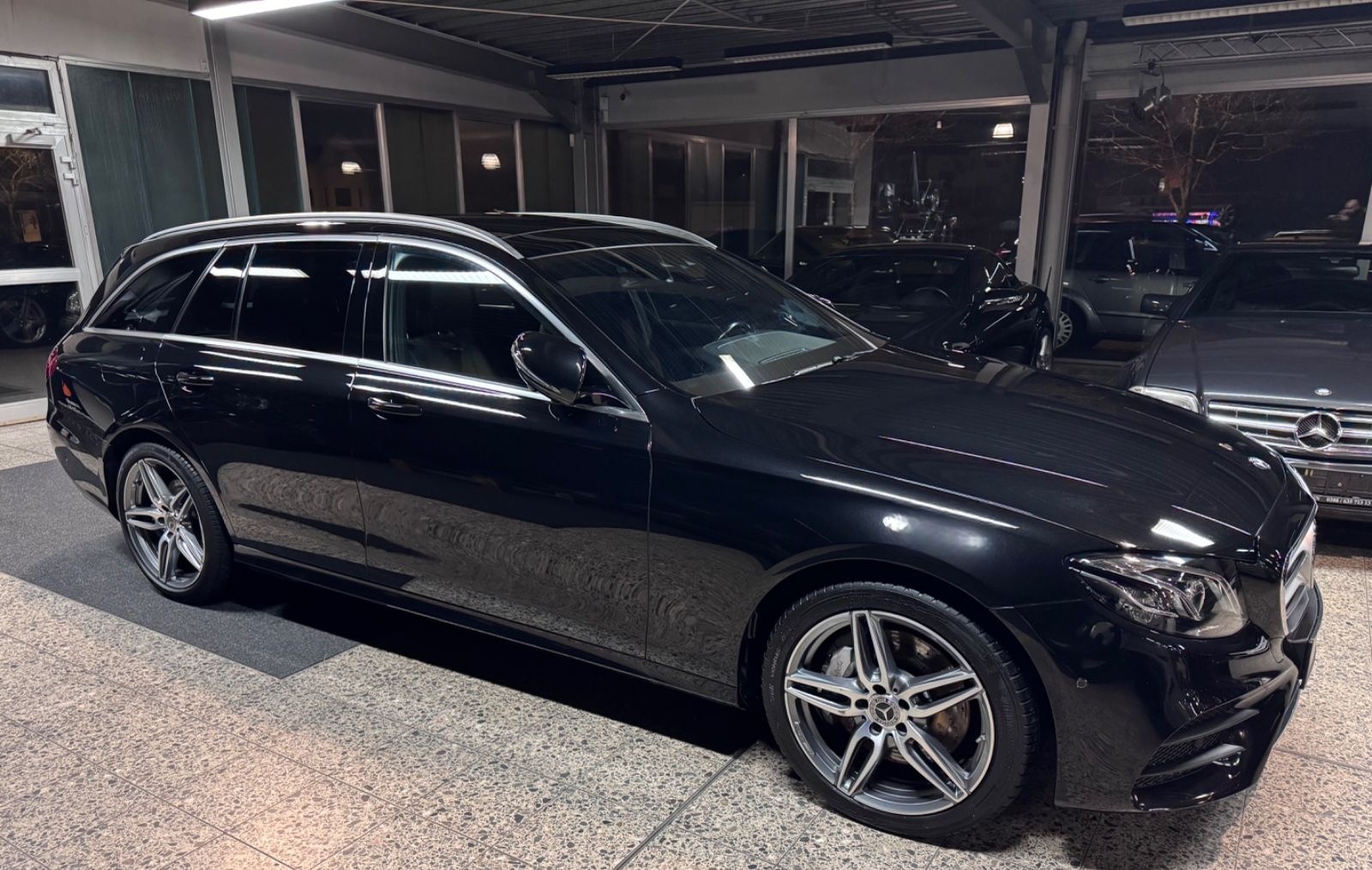 Mercedes-Benz E 400 d 4M*AMG-LINE*PANO*BEAM*360°*DISTR*WIDE foto 7