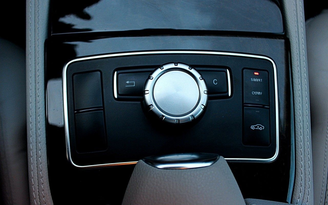 Mercedes-Benz CLS 350 SB/VOLL SHEFT/DISTRONIC/NAVI/LEDER/HARMA foto 15