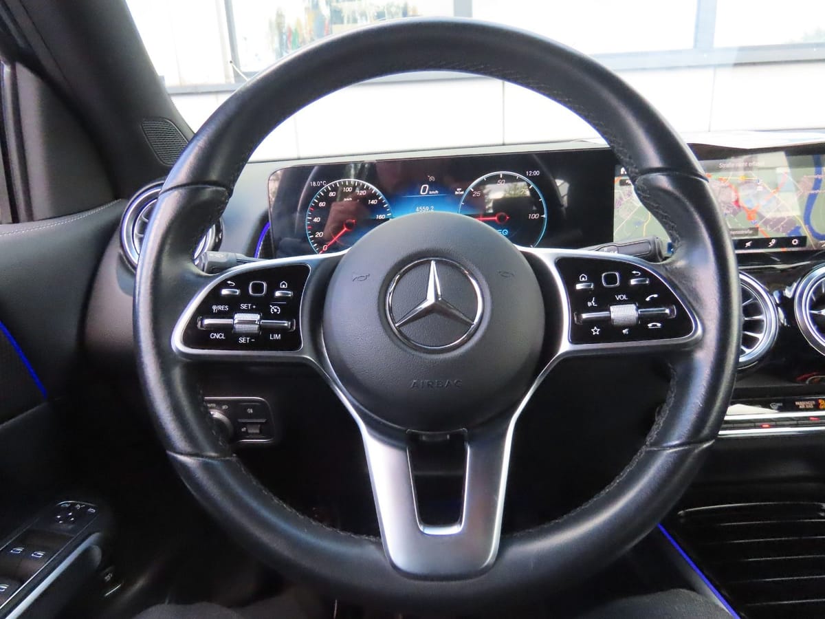 Mercedes-Benz EQB 250 66,5 kWh Leder Ambiente Kamera 7 Sitze foto 19