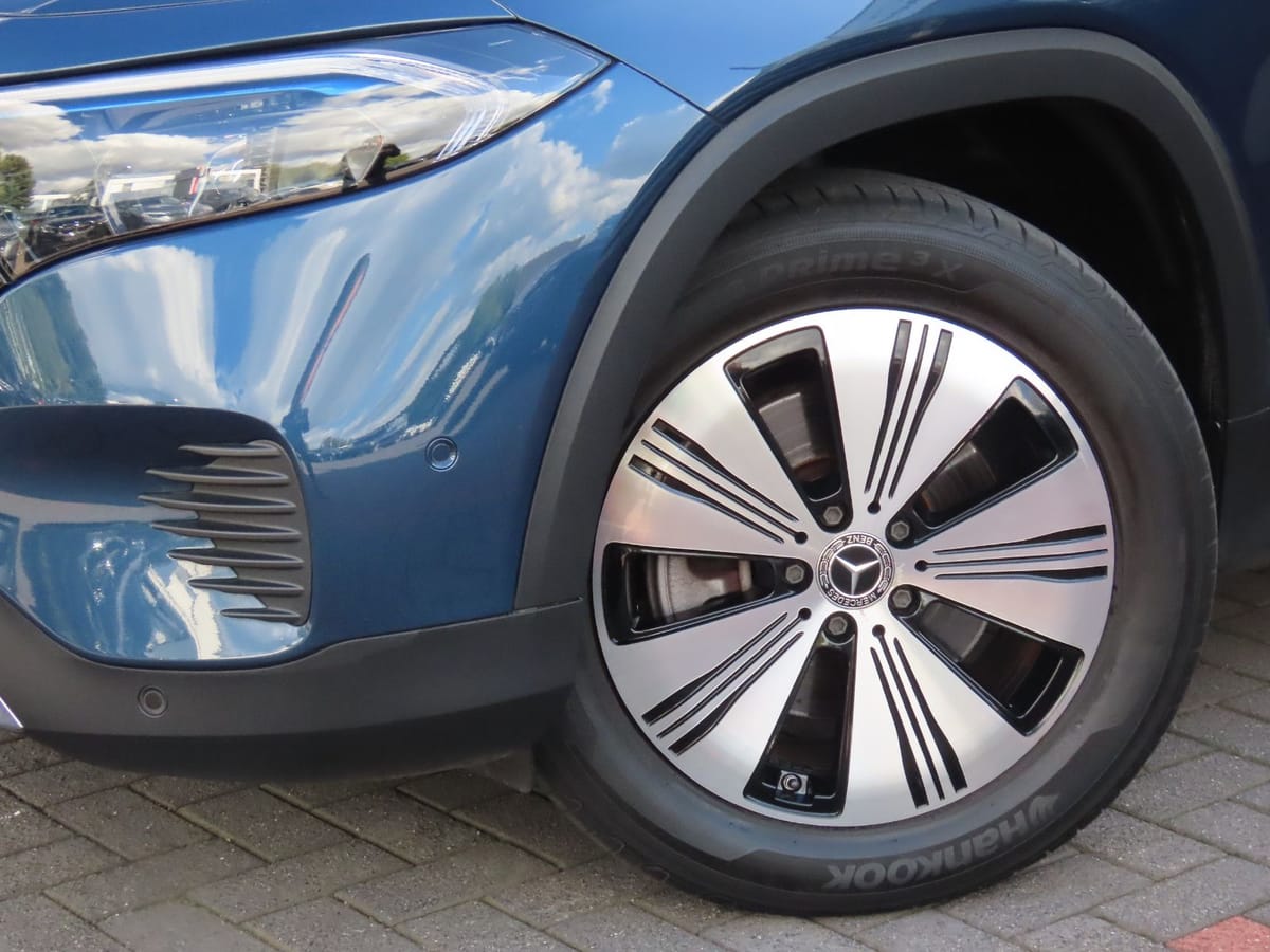 Mercedes-Benz EQB 250 66,5 kWh Leder Ambiente Kamera 7 Sitze foto 5