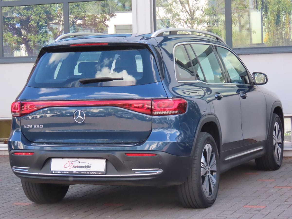 Mercedes-Benz EQB 250 66,5 kWh Leder Ambiente Kamera 7 Sitze foto 6