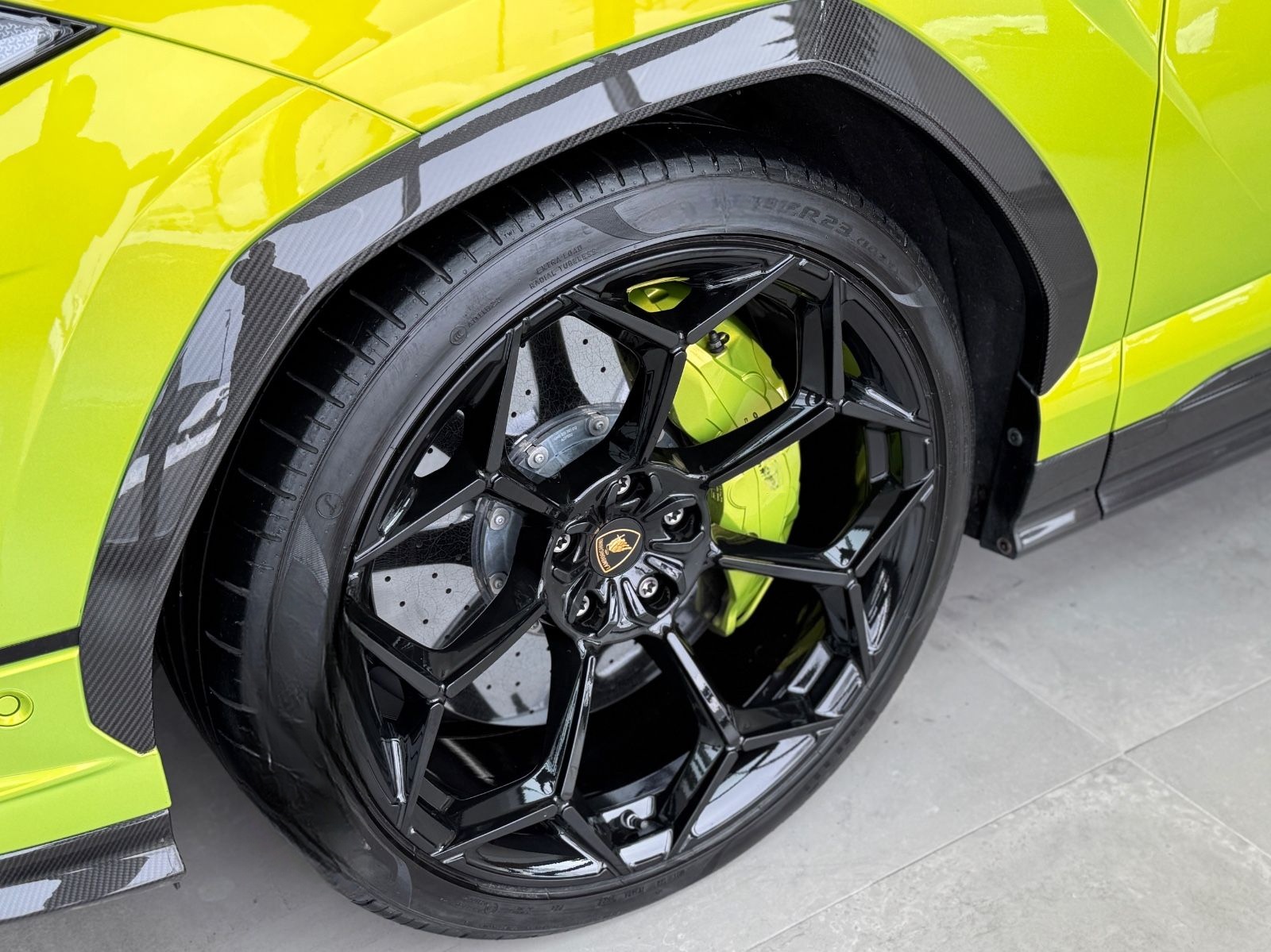 Lamborghini Urus 4.0 V8 Performante Full Carbon Ad Personam foto 6