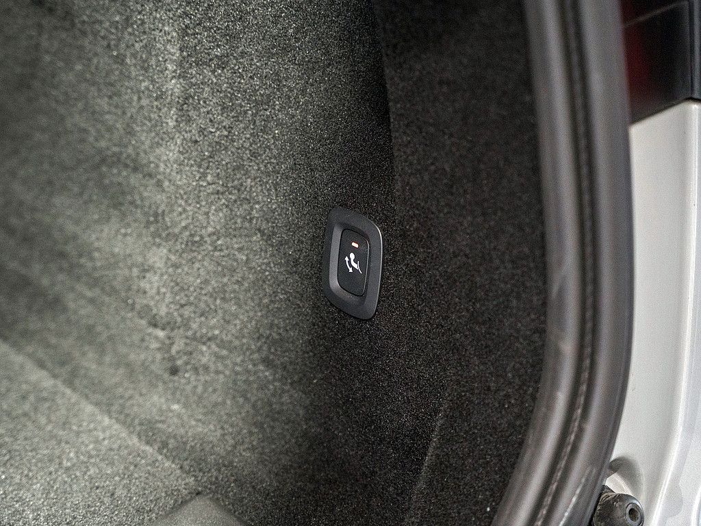 Volvo XC60 B4 Core AHK LENKRADHEIZUNG RÜCKFAHRKAMERA foto 23