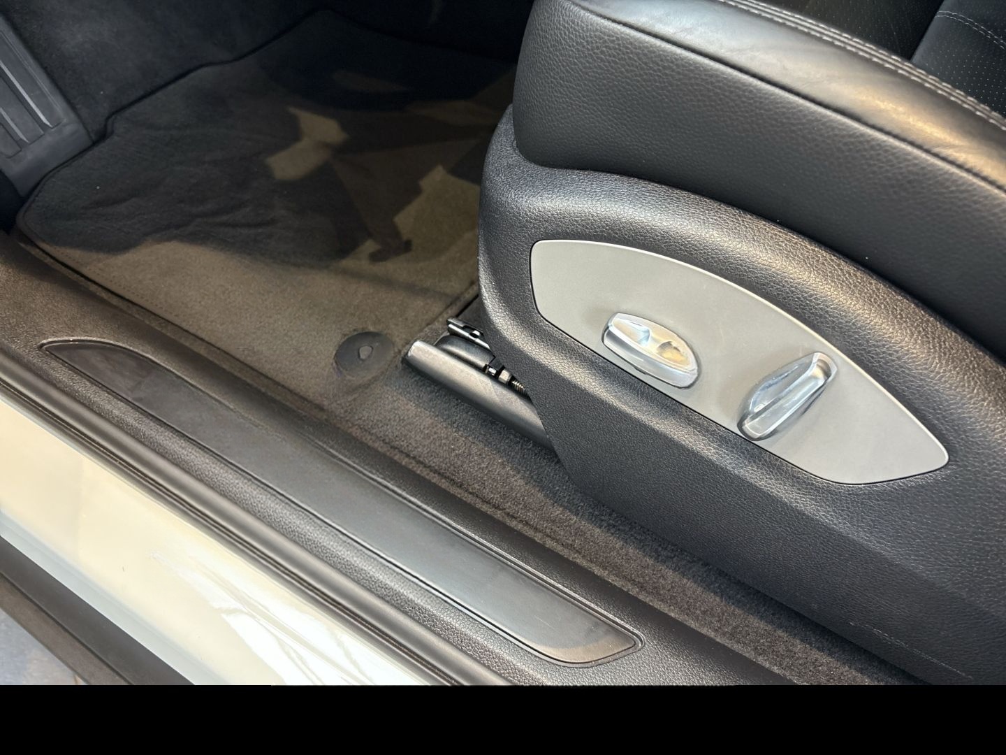 Porsche Macan 21-Zoll Rückfahrkamera Lederpaket LED foto 14