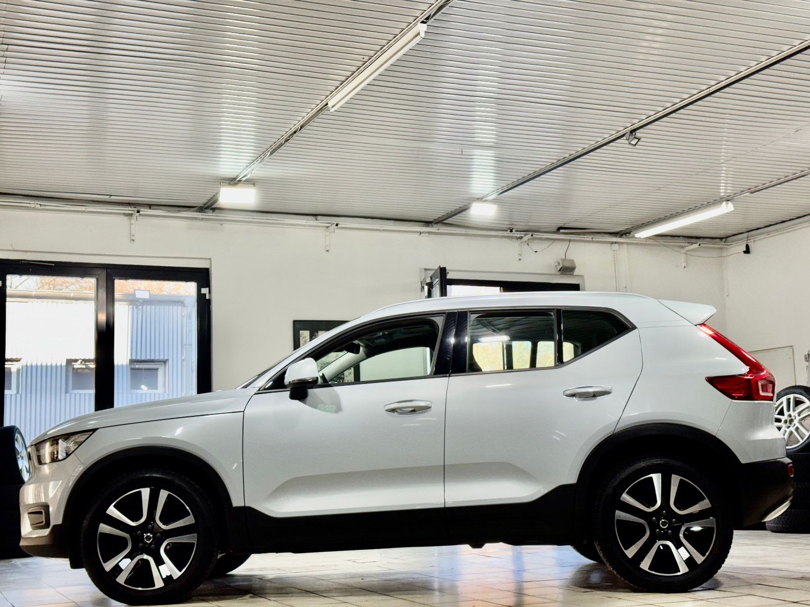 Volvo XC40 Momentum Pro*2WD*LED*Pano*DAB*RFK* foto 2