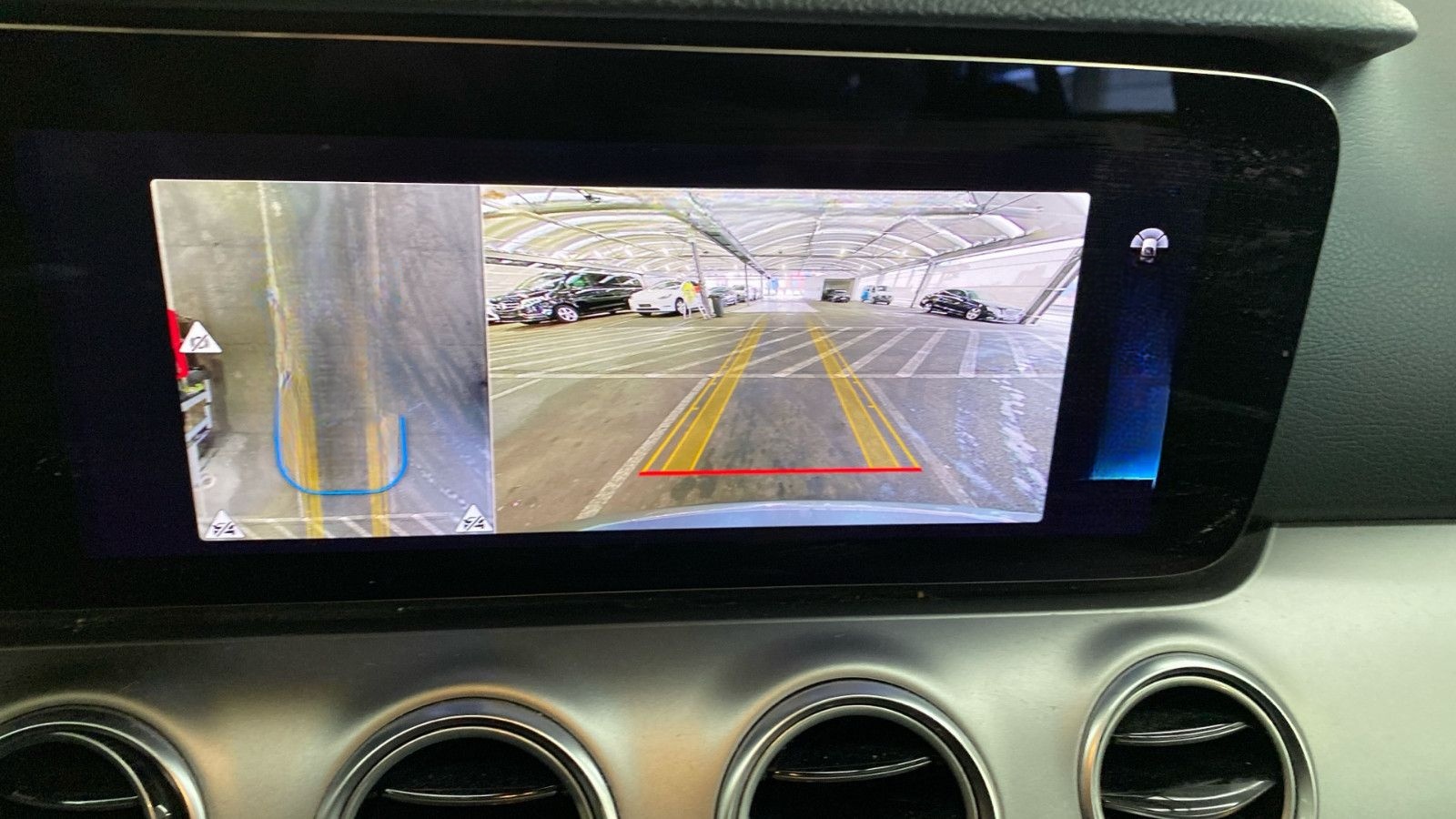 Mercedes-Benz E 300 de Pano*360*Mubeam*Distro*AHK*Navi*DAB*18 foto 14