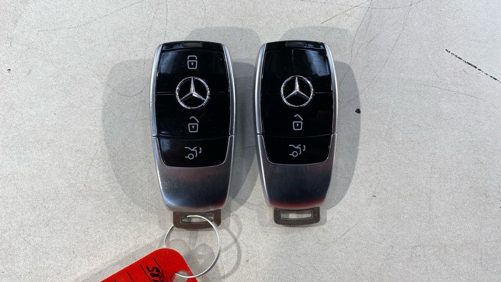 Mercedes-Benz E 300 de Pano*360*Mubeam*Distro*AHK*Navi*DAB*18 foto 15