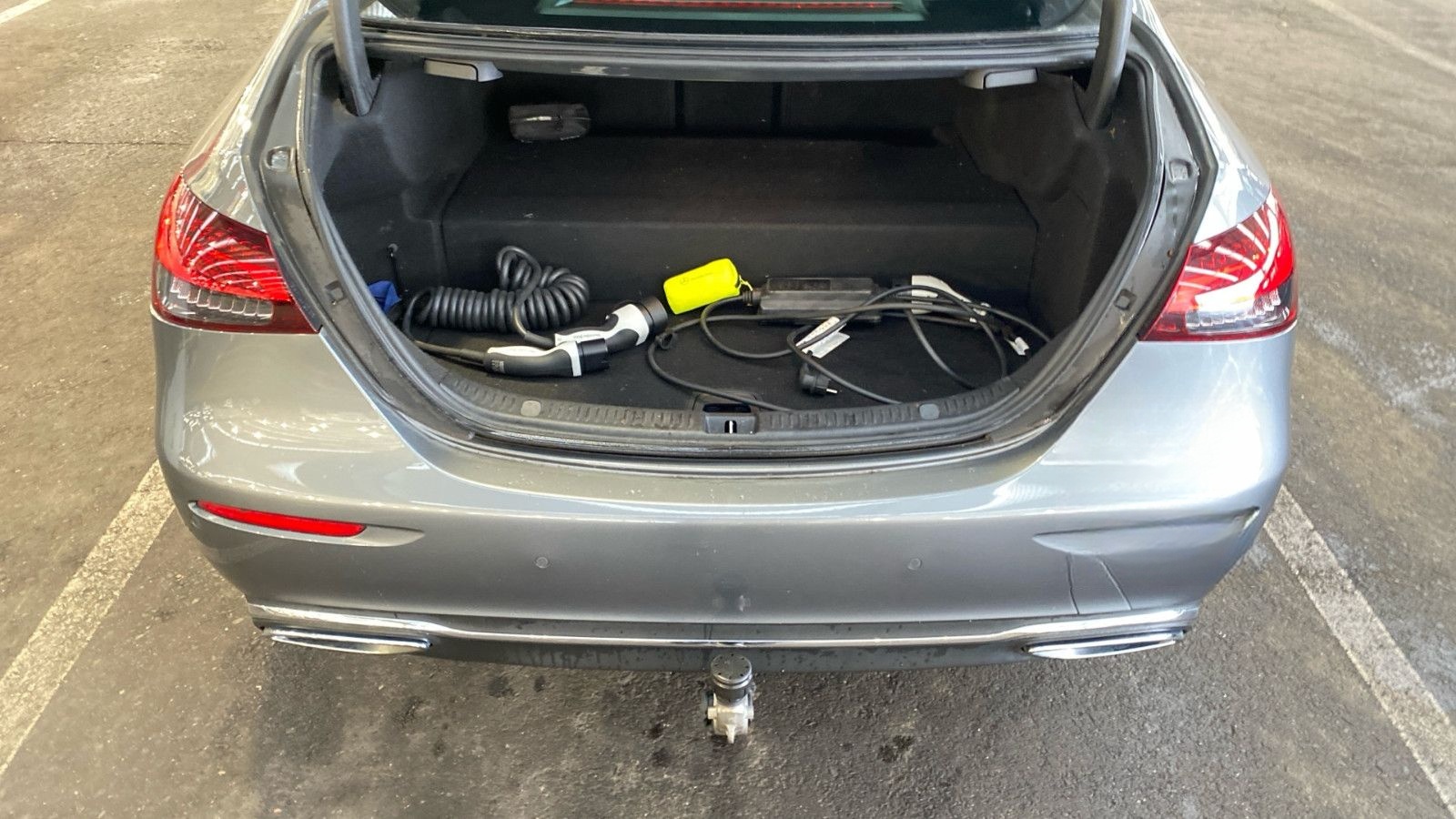 Mercedes-Benz E 300 de Pano*360*Mubeam*Distro*AHK*Navi*DAB*18 foto 16