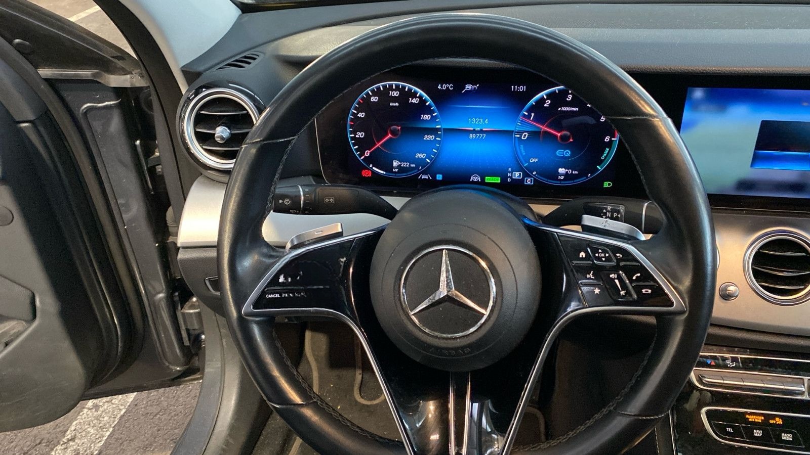 Mercedes-Benz E 300 de Pano*360*Mubeam*Distro*AHK*Navi*DAB*18 foto 10