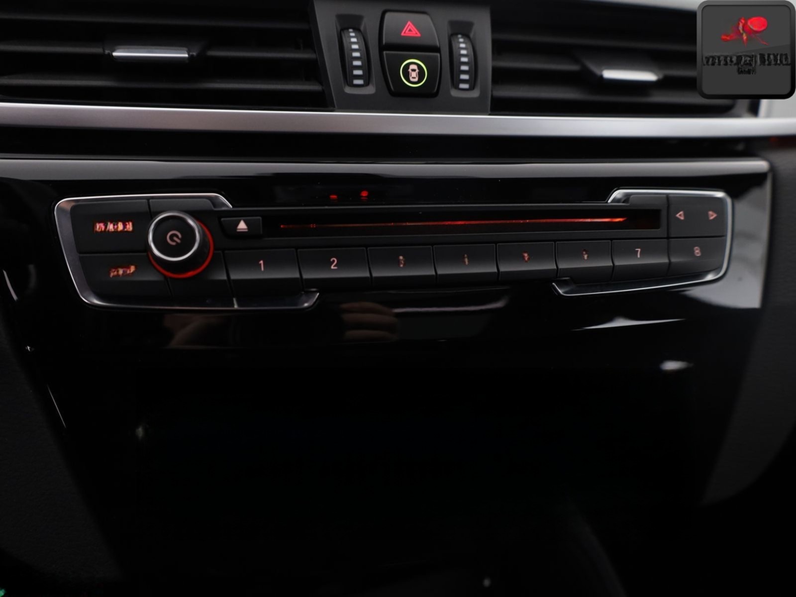BMW X1 sDrive20i M SPORT SHADOW HUD,HARMAN/K,PDC,AHK foto 23