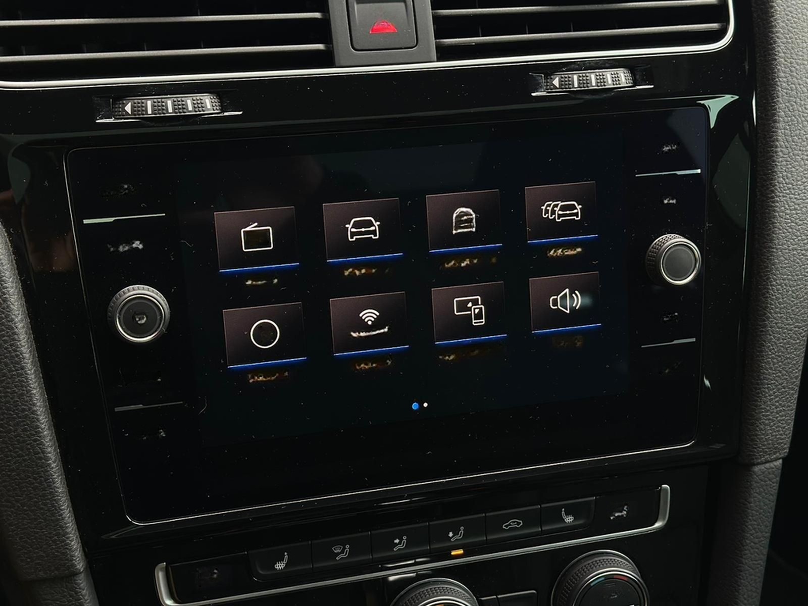 Volkswagen Golf R 2.0TSI 4M* LED#SHZ#FH#PANO#KEYLES#VIRTUAL foto 13