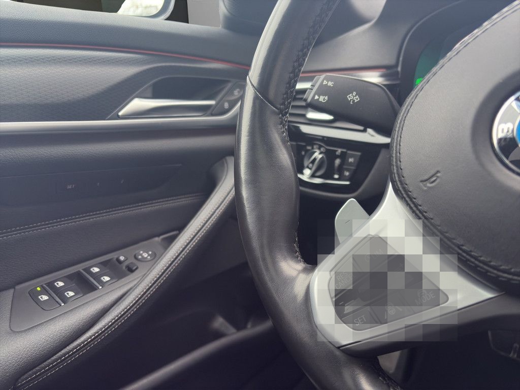 BMW 530d T. M-SPORT LASER NAV HUD PANO 360° 18" AHK foto 17