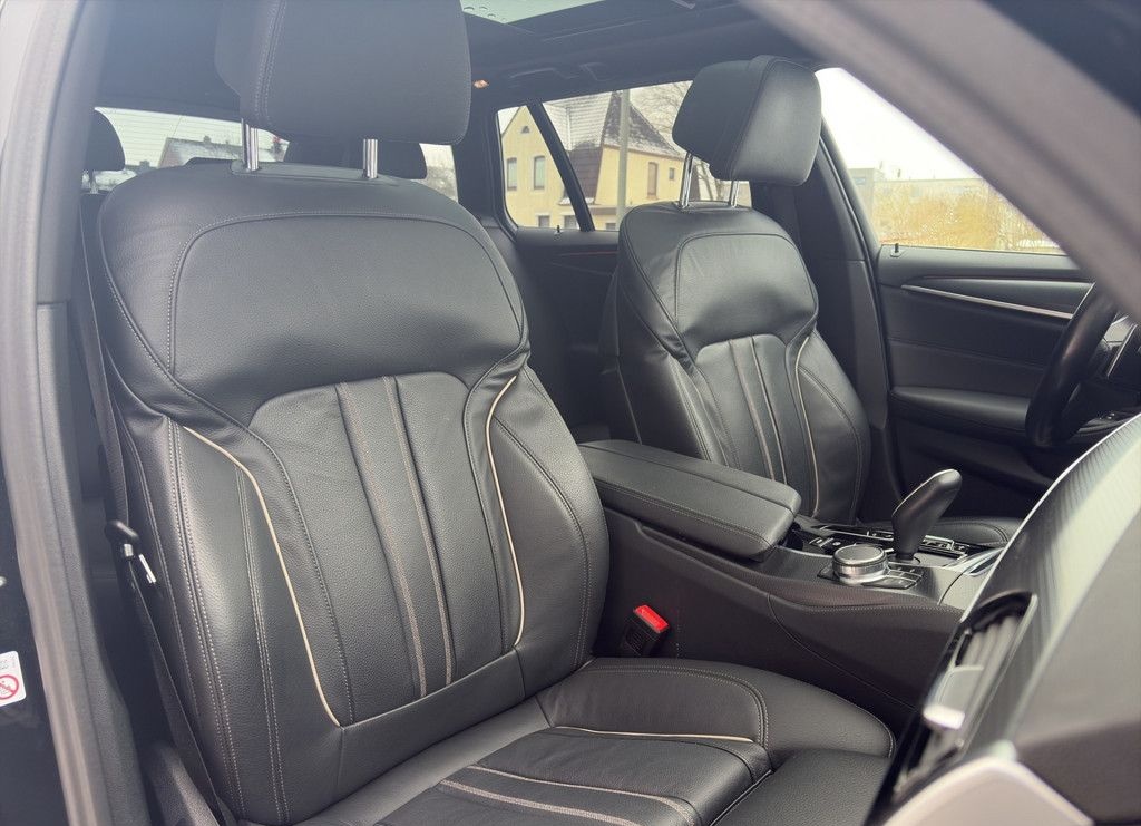 BMW 530d T. M-SPORT LASER NAV HUD PANO 360° 18" AHK foto 22