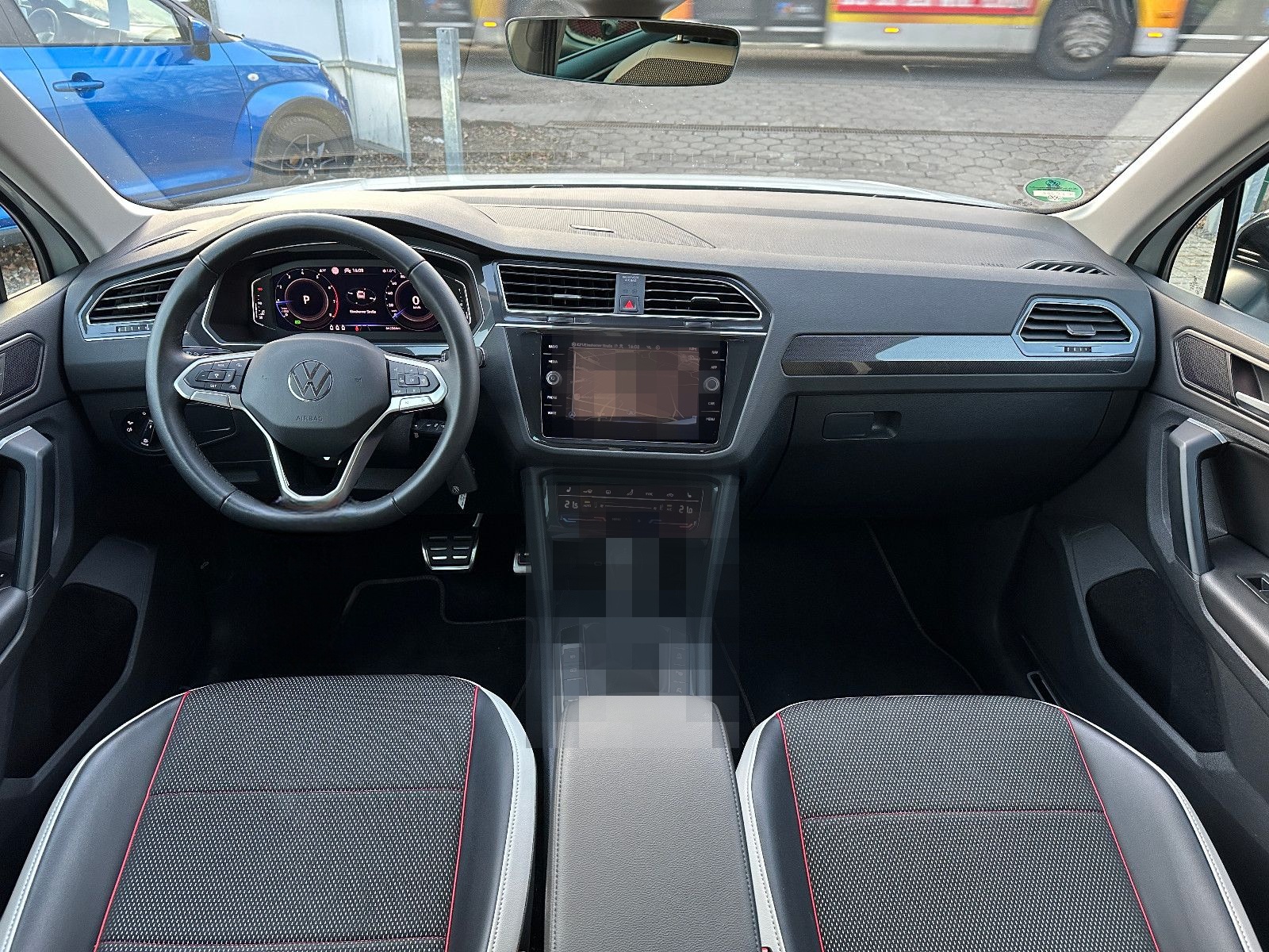Volkswagen Tiguan Urban SPORT-150PS-LED-ACC-AHK-360°KAM foto 16