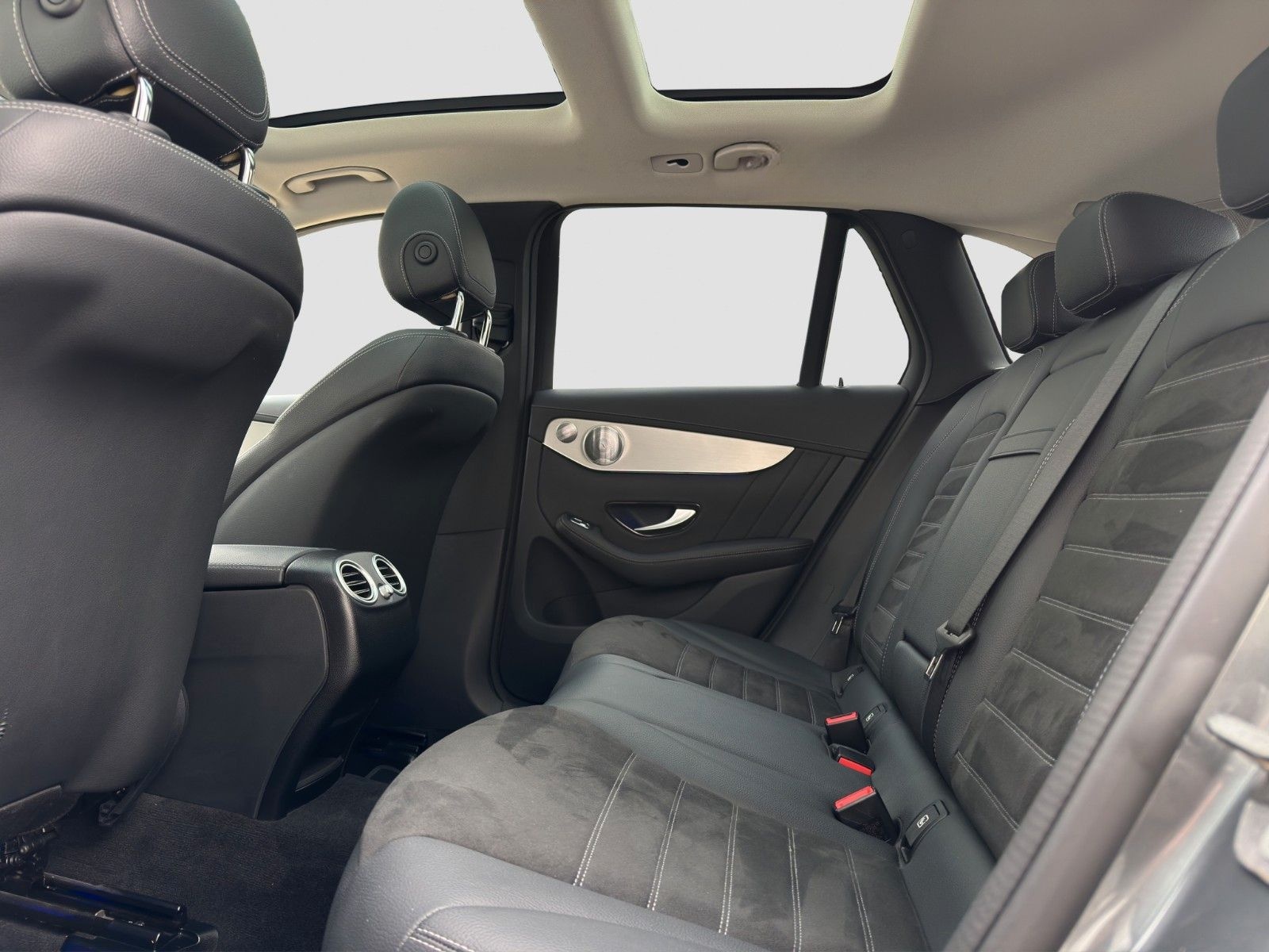 Mercedes-Benz GLC 400d 4Matic 9G AMG-Line DIST.|MultiBeam|360° foto 17
