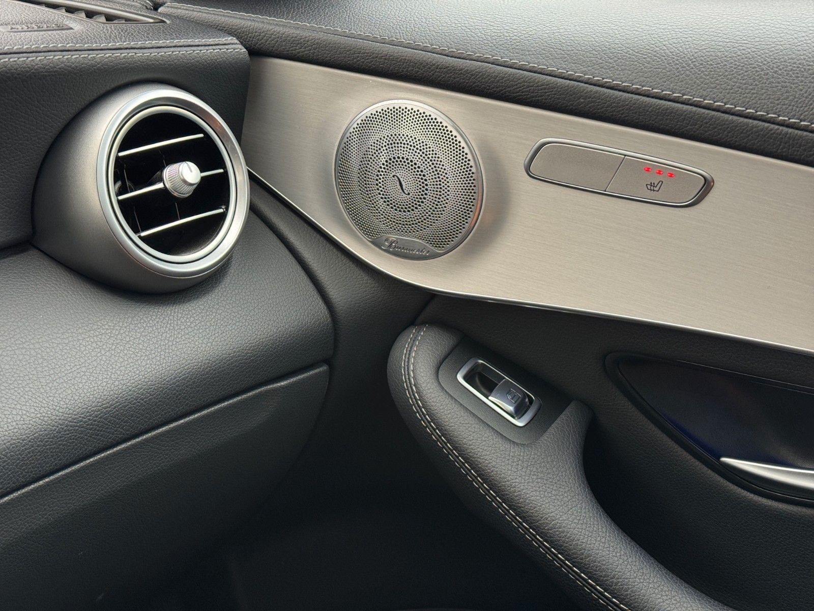 Mercedes-Benz GLC 400d 4Matic 9G AMG-Line DIST.|MultiBeam|360° foto 25