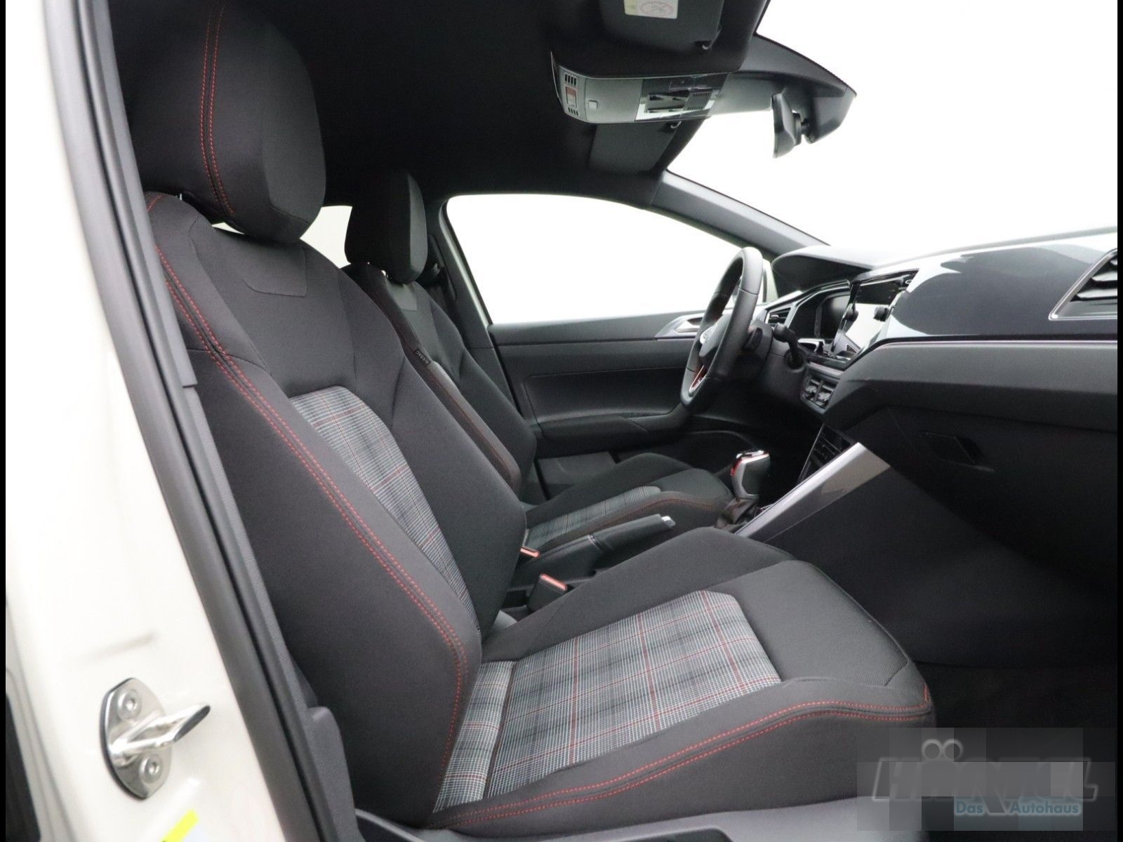 Volkswagen POLO GTI 2.0 TSI DSG (+ACC-RADAR+AUTOMATIK) LED foto 6