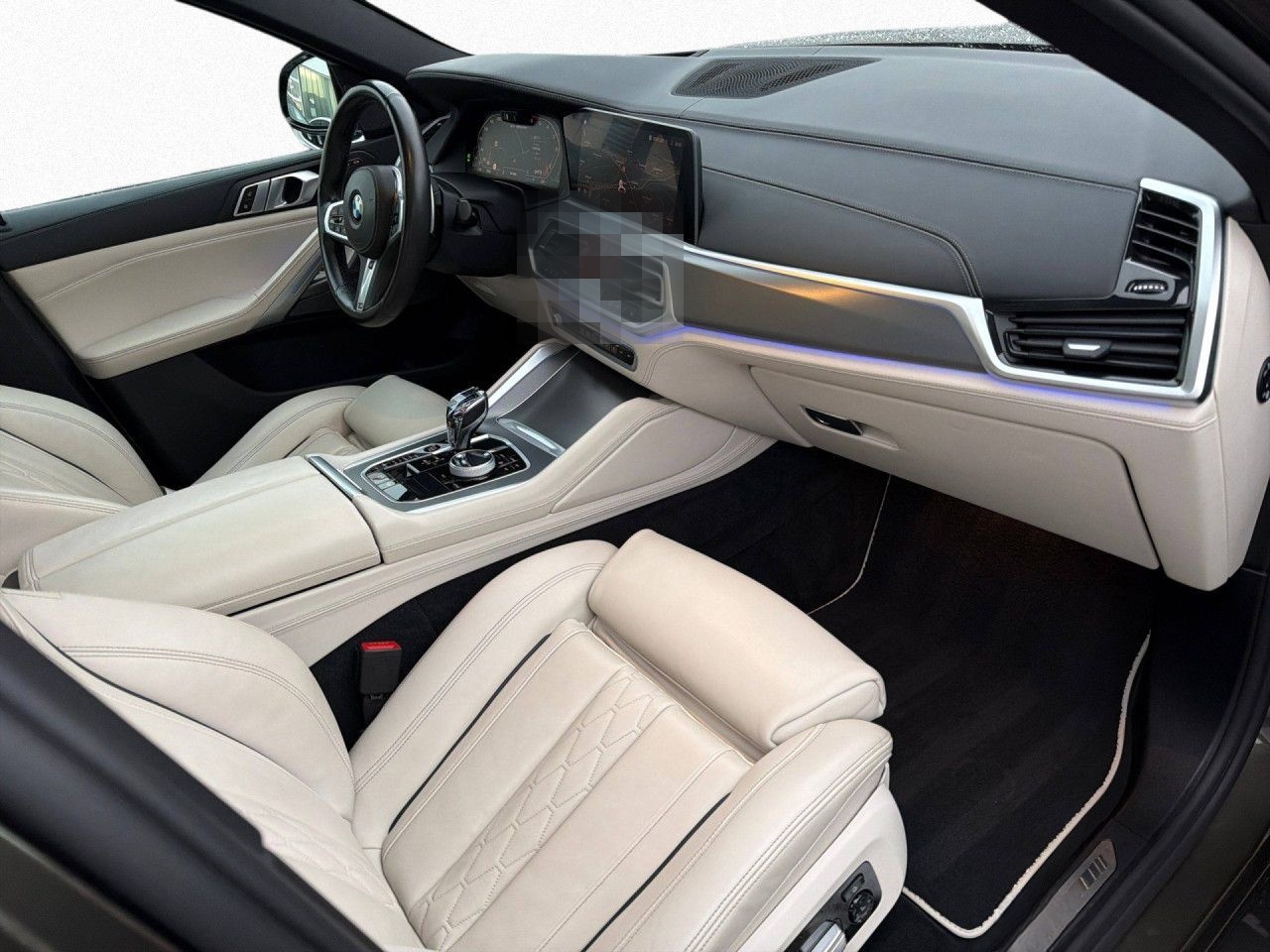 BMW X6 M50d PaAss AHK Pano StHz LASER HUD DrAssPr foto 11