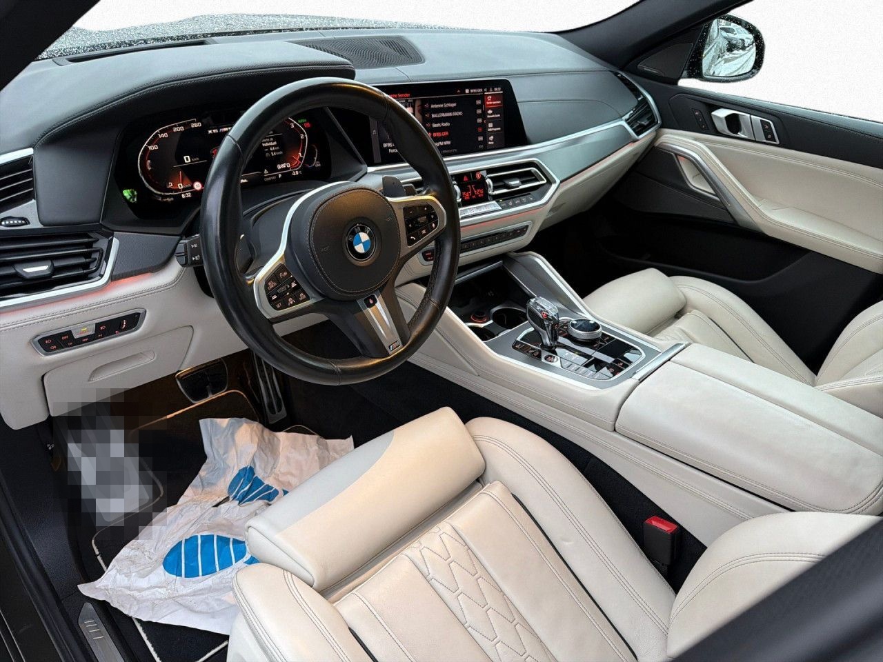 BMW X6 M50d PaAss AHK Pano StHz LASER HUD DrAssPr foto 14