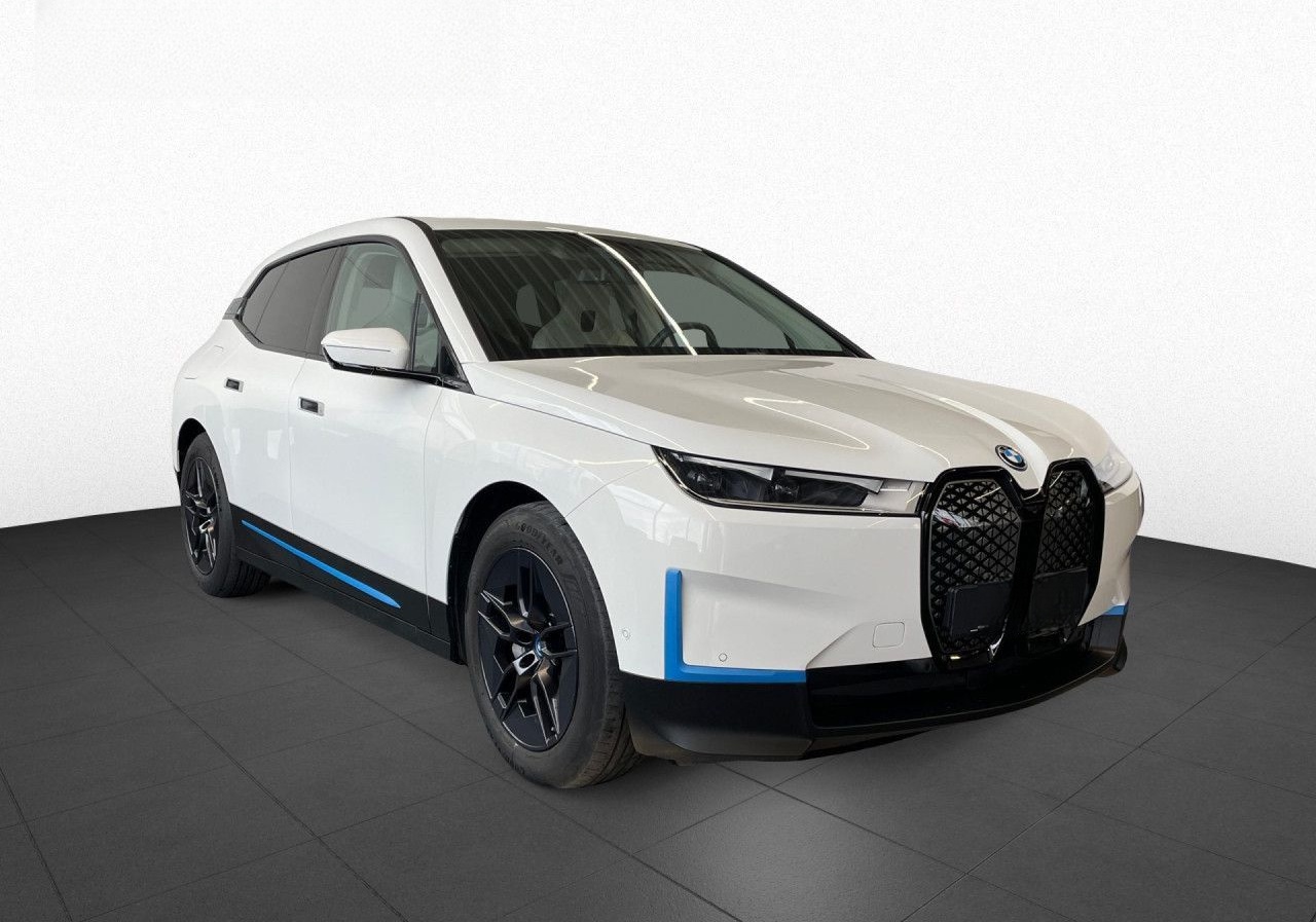 BMW iX xDrive40 Clear&Bold St&Go 360° foto 6