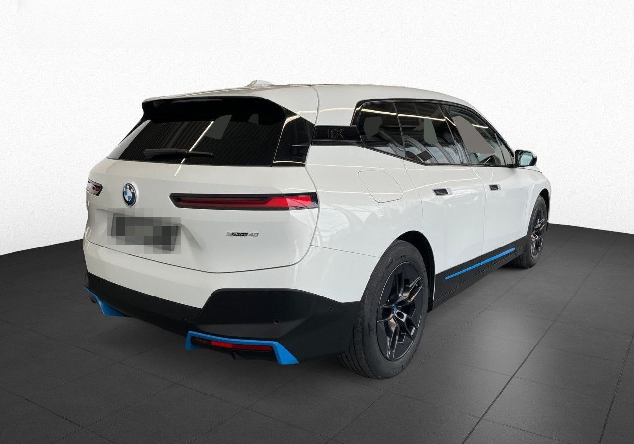 BMW iX xDrive40 Clear&Bold St&Go 360° foto 9