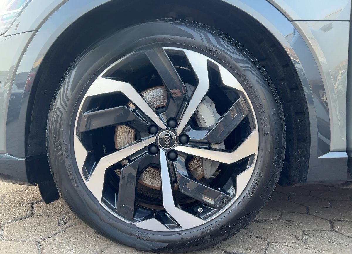 Audi Q8 Sportback 50 e-tron advanced quattro 250 kW S foto 16