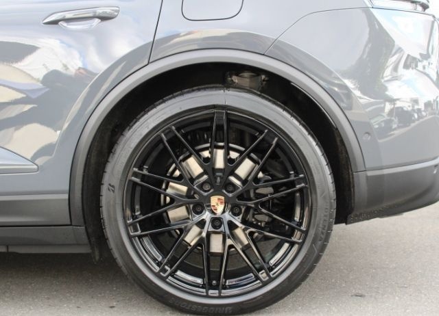 Porsche Macan 4 foto 14