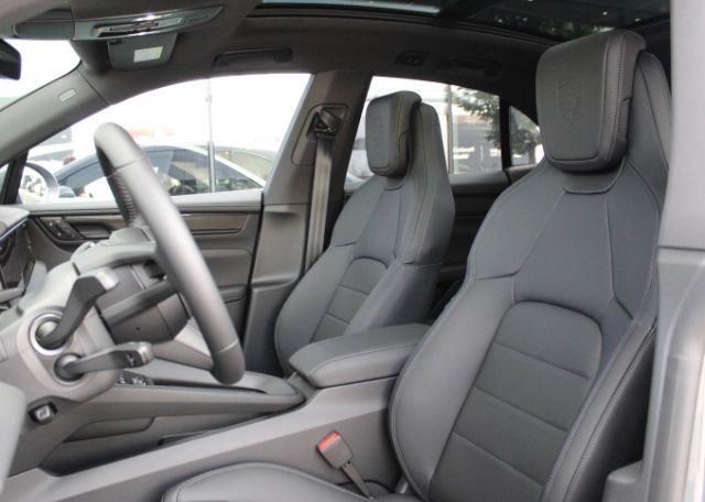 Porsche Macan 4 foto 21