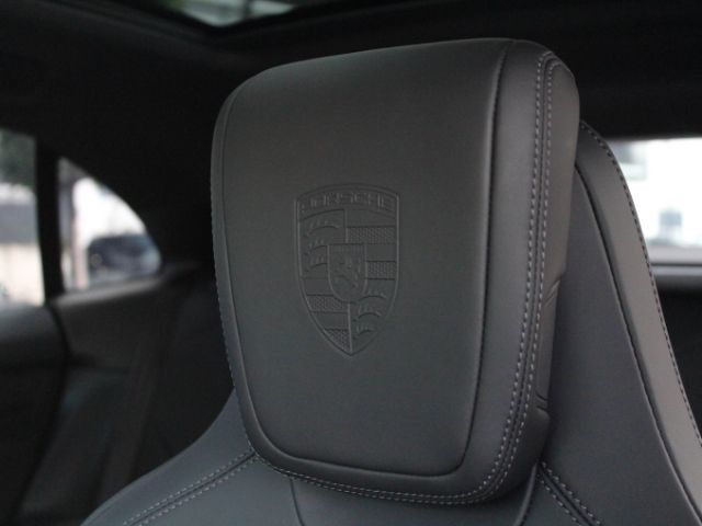 Porsche Macan 4 foto 22