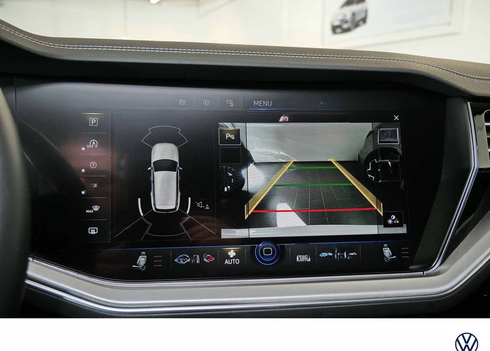 Volkswagen Touareg 3.0 TDI R-Line 4Motion Navi AHK Kamera u foto 18