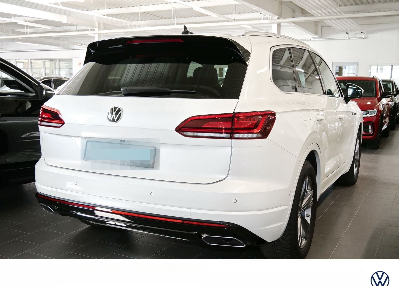 Volkswagen Touareg 3.0 TDI R-Line 4Motion Navi AHK Kamera u foto 6