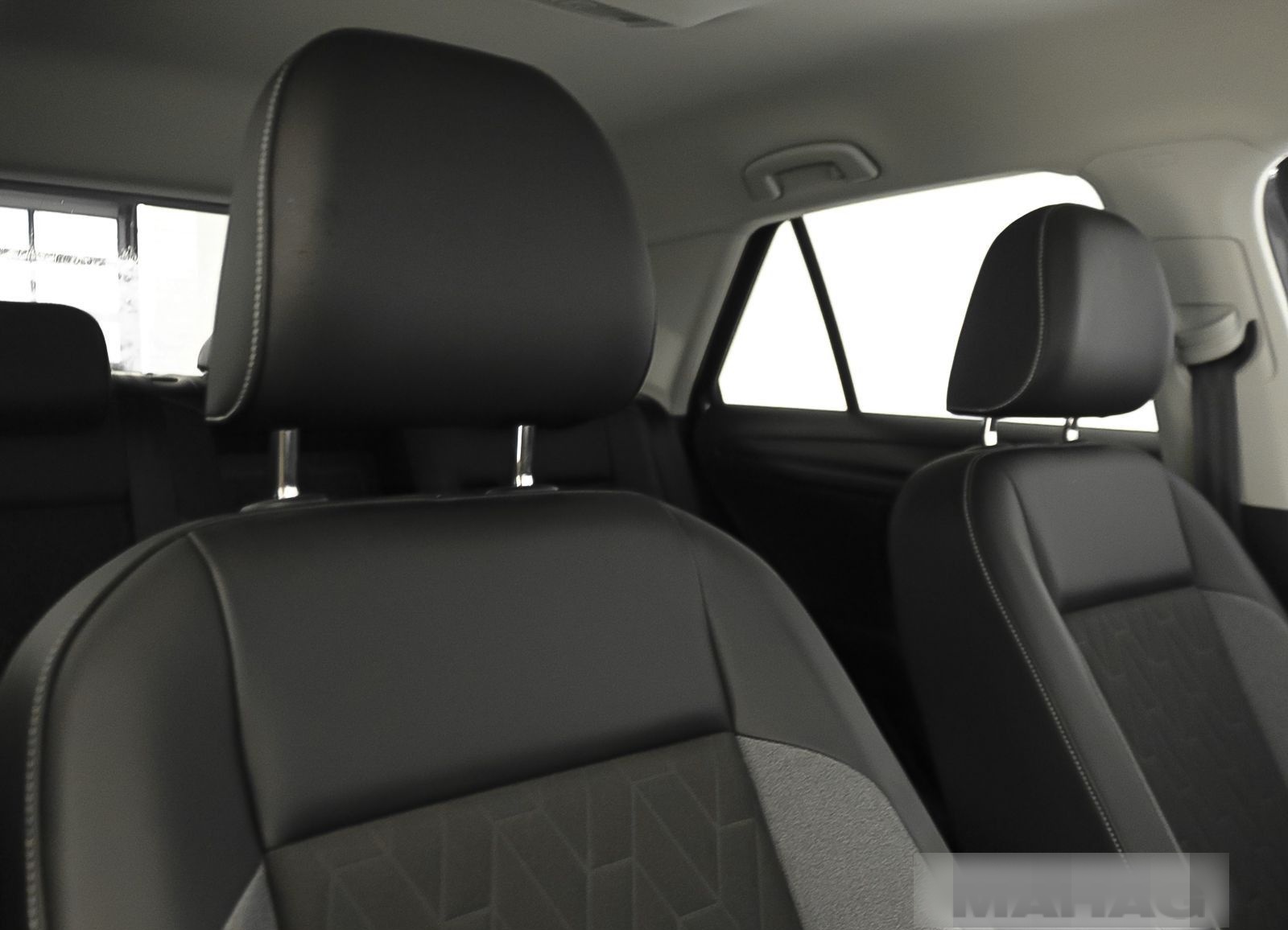 Volkswagen T-ROC 2.0 TDI GOAL Navi LED+ AHK R-KAM ACC 17" foto 14