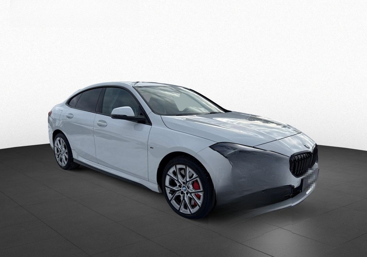 BMW 220iA GC Edition Colorvision M SPORT PRO LivePro foto 4