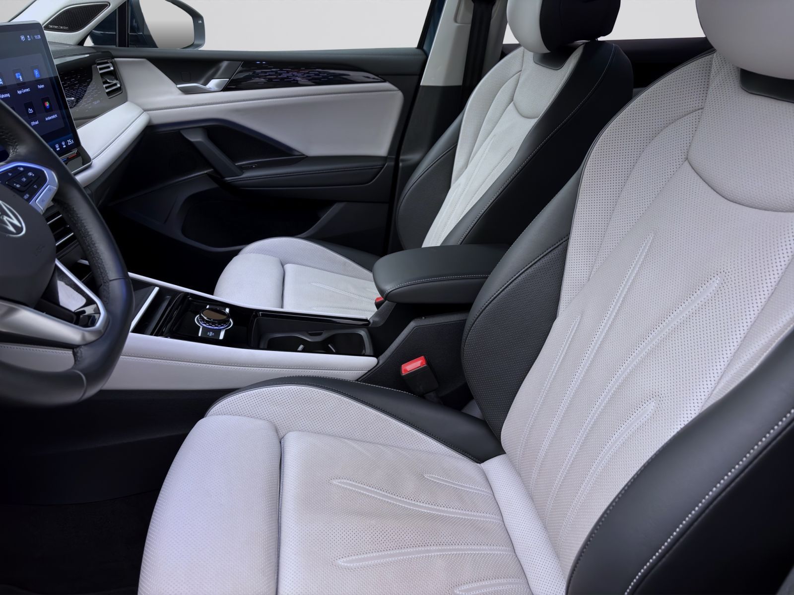 Volkswagen Tiguan 2.0 TDI DSG 4M ELEGANCE STDHZG PANO AHK L foto 9