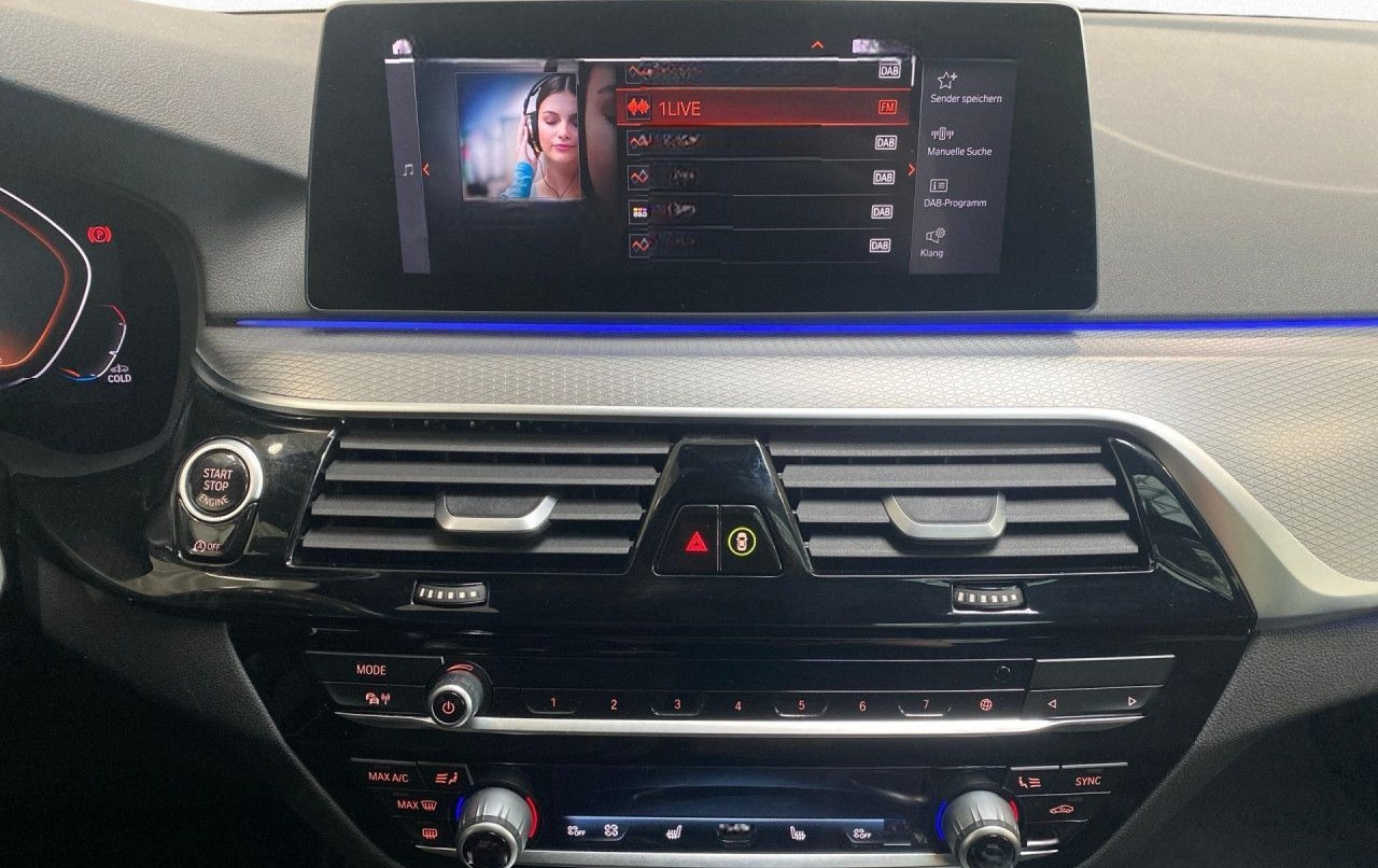 BMW 540d xDr T MSPORT Ad.LED,PANO,Da+,HUD,H/K,Kamera foto 14