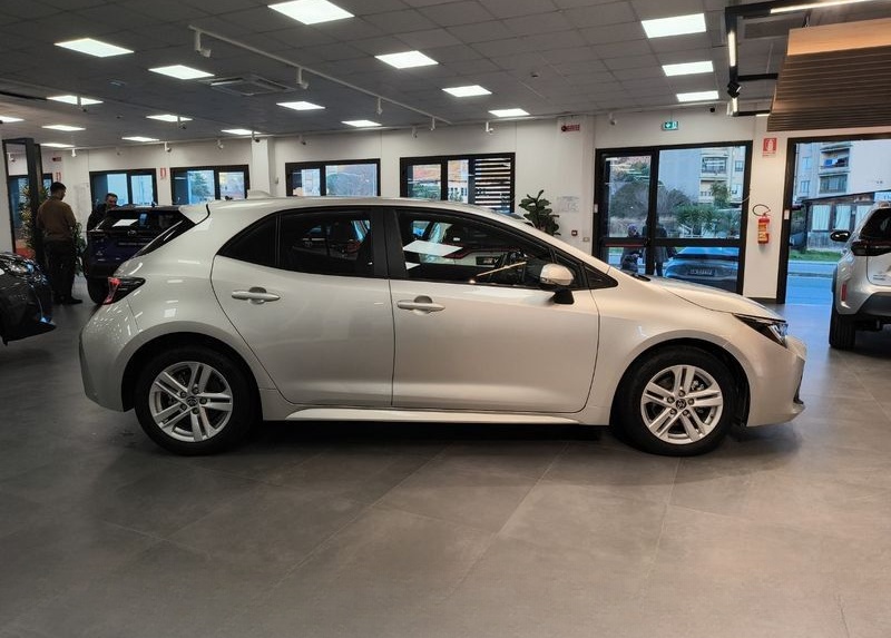 Toyota Corolla Corolla 1.8 Hybrid Active foto 8