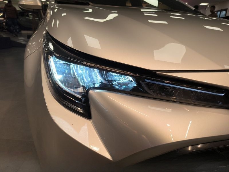 Toyota Corolla Corolla 1.8 Hybrid Active foto 10
