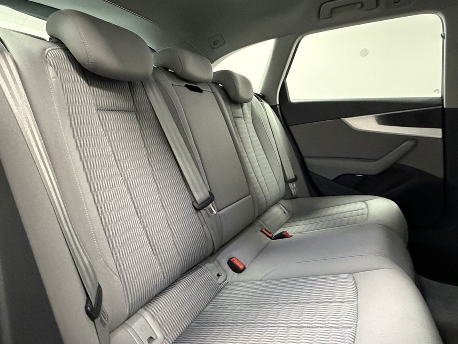 Audi A4 Avant 2.0 TFSI quattro S-tronic LED Virtual foto 15