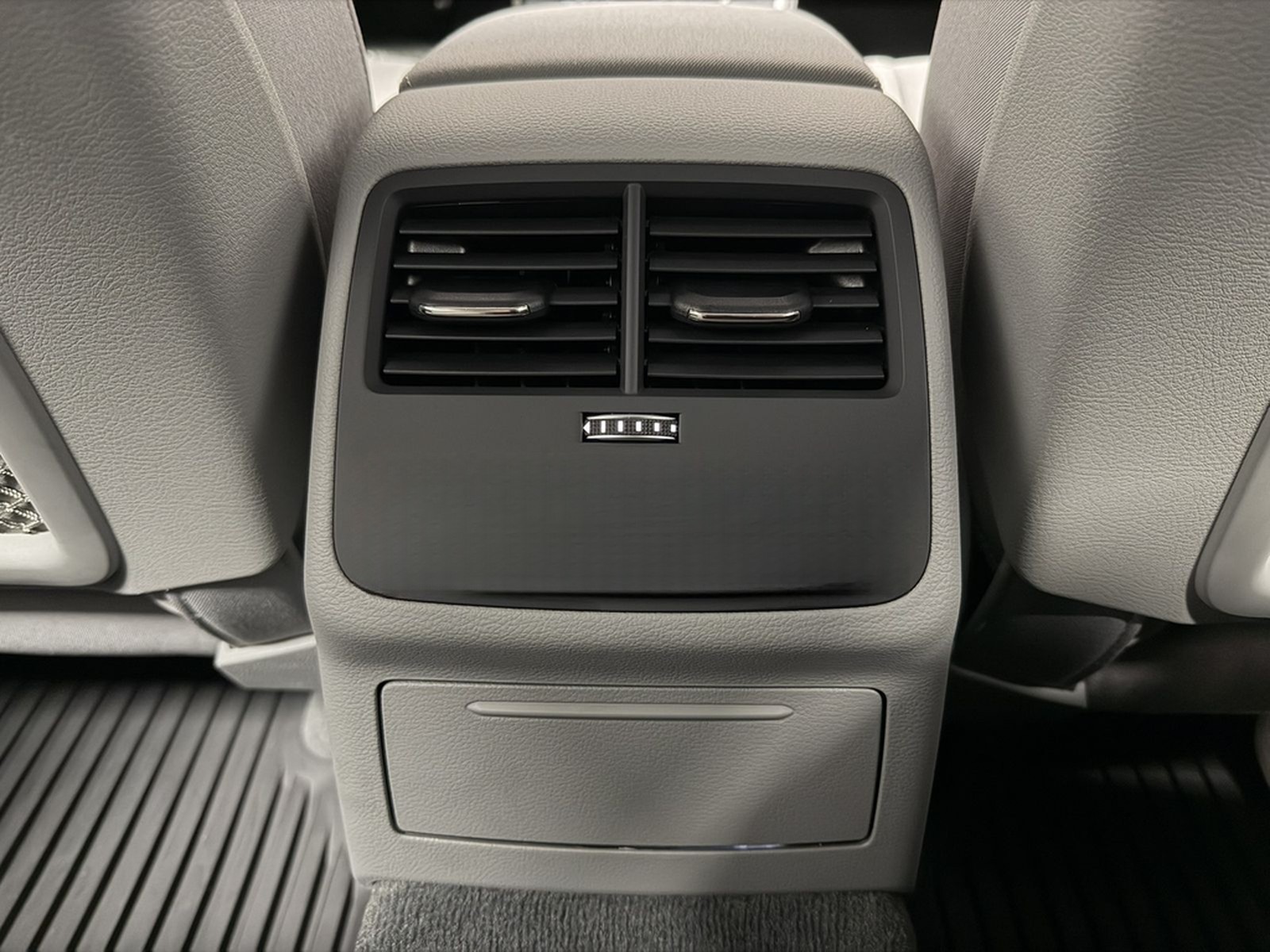 Audi A4 Avant 2.0 TFSI quattro S-tronic LED Virtual foto 25