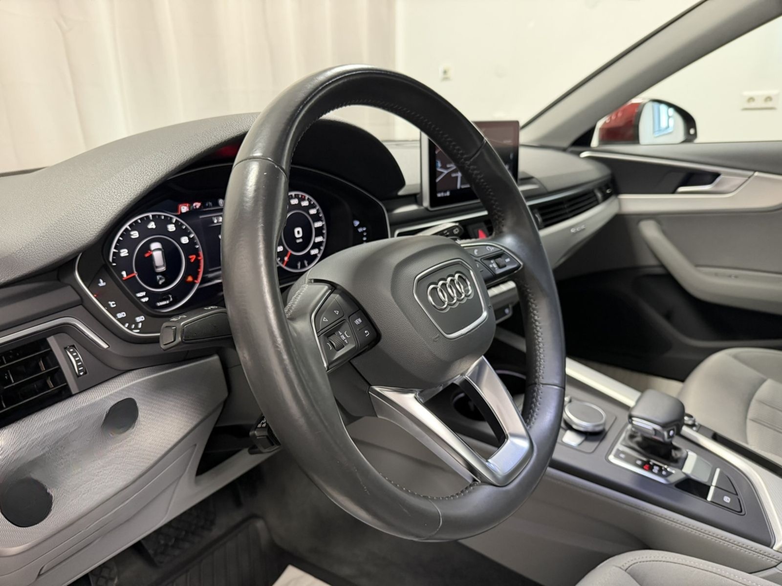 Audi A4 Avant 2.0 TFSI quattro S-tronic LED Virtual foto 10